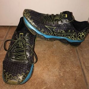 mizuno Wave Prophecy 3 Men Size 10 Black Blue